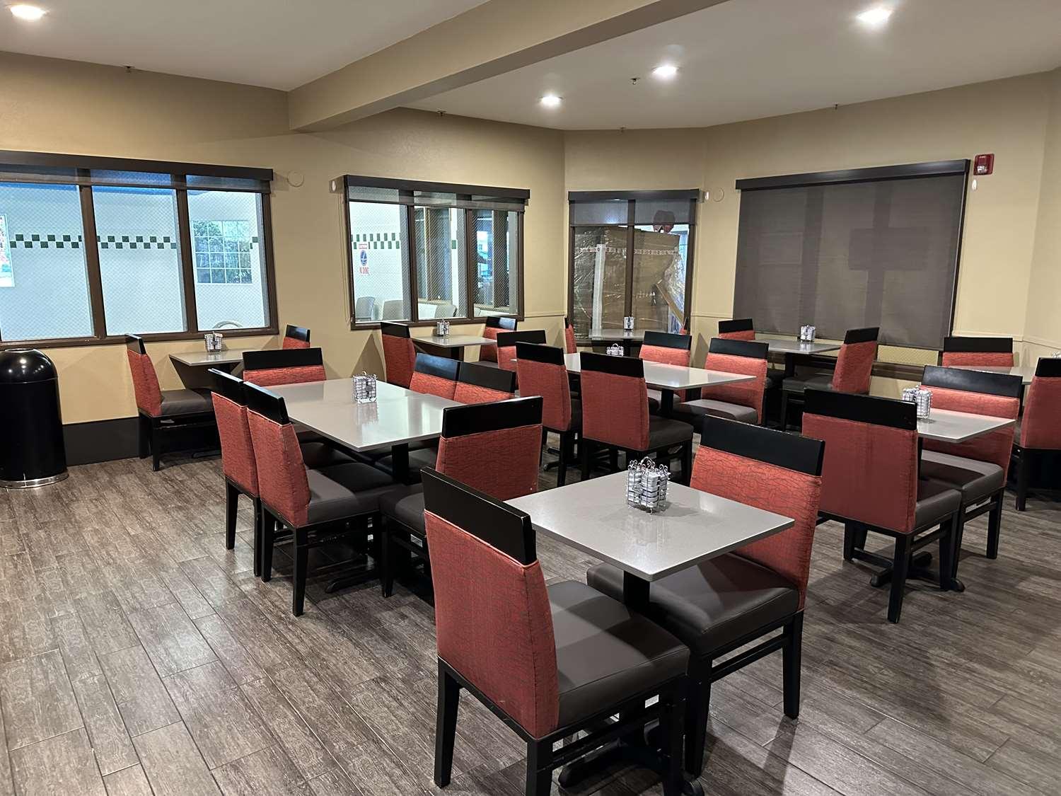 Best Western Columbia River Waterfront Hotel Astoria Exterior foto
